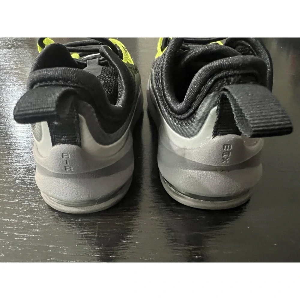 Nike Air Max Axis‎ Black/Volt/Grey Toddler Shoes AH5224-012 Size 5C